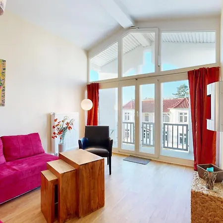 Strandnahe Mit 2 Schlafzimmern Und Balkon, Strandidyll, Binz