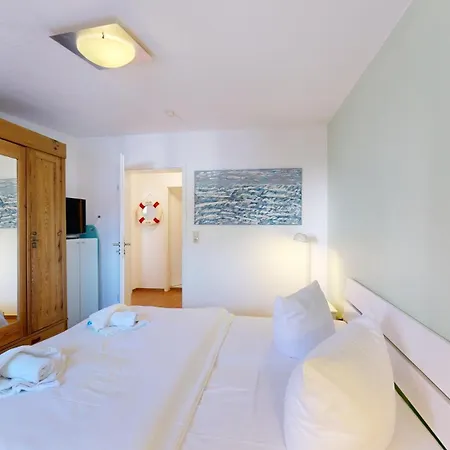 Strandnahe Mit 2 Schlafzimmern Und Balkon, Strandidyll, Apartment *