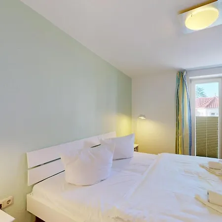 Strandnahe Mit 2 Schlafzimmern Und Balkon, Strandidyll, * 宾茨