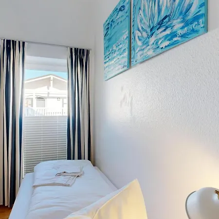 Strandnahe Mit 2 Schlafzimmern Und Balkon, Strandidyll, Apartment *