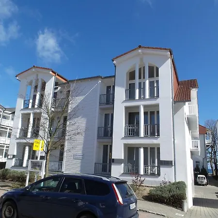 Strandnahe Mit 2 Schlafzimmern Und Balkon, Strandidyll,